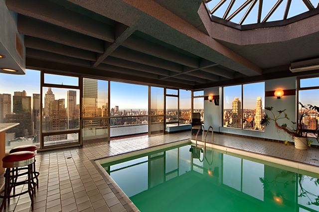 303e57-47g-pool_web.jpg
