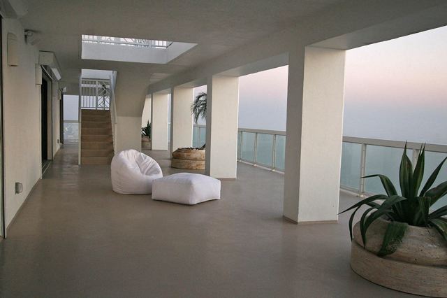 25th_floor_terrace.jpg